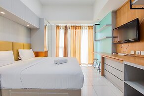 Warm And Cozy Stay Studio At Casa De Parco Apartment