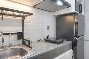 Modern And Comfy 3Br At Transpark Cibubur Apartment