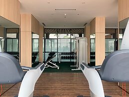 Nice And Elegant Studio At Osaka Riverview Pik 2 Apartment