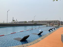 Nice And Elegant Studio At Osaka Riverview Pik 2 Apartment