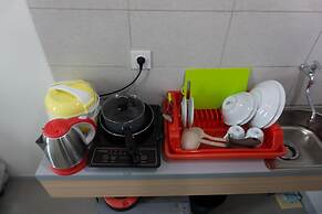 Nice And Elegant Studio At Osaka Riverview Pik 2 Apartment