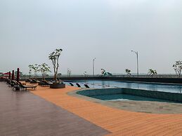 Nice And Elegant Studio At Osaka Riverview Pik 2 Apartment