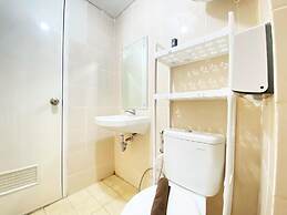 Comfy And Modern 2Br Apartment At Parahyangan Residence