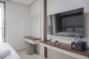 Fancy Designed Studio At Gold Coast Apartment