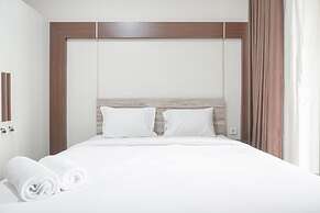 Fancy Designed Studio At Gold Coast Apartment