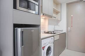 Fancy Designed Studio At Gold Coast Apartment