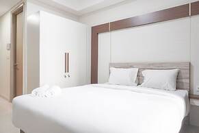 Fancy Designed Studio At Gold Coast Apartment