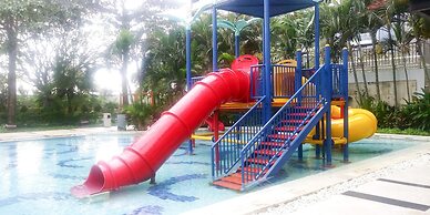 Luxurious 2Br At The Via And The Vue Ciputra World Apartment