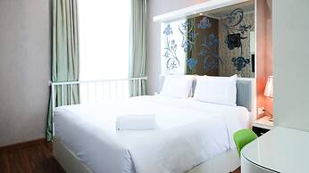 Luxurious 2Br At The Via And The Vue Ciputra World Apartment