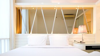 Luxurious 2Br At The Via And The Vue Ciputra World Apartment