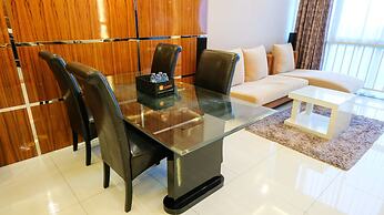 Luxurious 2Br At The Via And The Vue Ciputra World Apartment