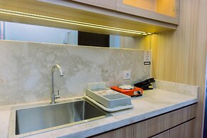 Minimalist And Warm Studio At Transpark Bintaro Apartment