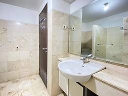 Cozy Stay And Serene Designed 2Br At Braga City Walk Apartment