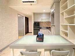 Cozy Stay And Serene Designed 2Br At Braga City Walk Apartment