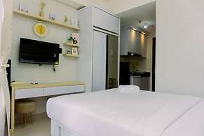 Restful And Comfortable Studio Transpark Bintaro Apartment