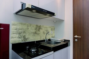 Restful And Comfortable Studio Transpark Bintaro Apartment