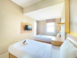 Modest 2Br Apartment At Parahyangan Residence