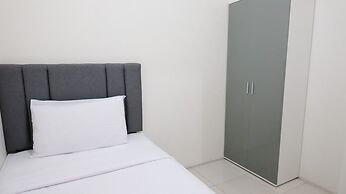 Homey 2Br At Puncak Permai Apartment