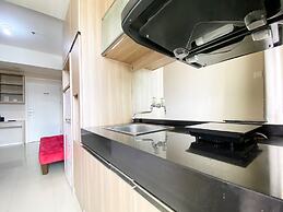 Cozy And Clean 1Br Apartment At Parahyangan Residence
