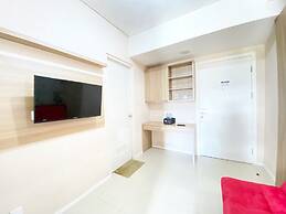 Cozy And Clean 1Br Apartment At Parahyangan Residence