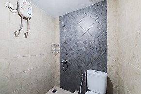 Comfort And Simply Look 2Br At Great Western Apartment