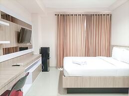 Elegant And Comfortable Studio Patraland Amarta Apartment