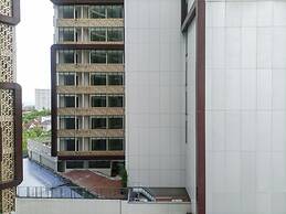 Elegant And Comfortable Studio Patraland Amarta Apartment