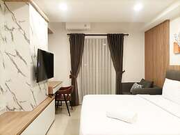 Comfort And Simply Look Studio Room At Mataram City Apartment