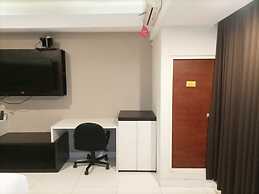 Luxurious Studio At Mataram City Apartment
