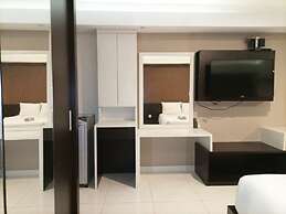Luxurious Studio At Mataram City Apartment