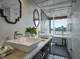 Halong Capella Cruise - Member of Lyra Cruise Collection