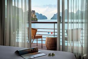 Halong Capella Cruise - Member of Lyra Cruise Collection