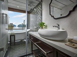 Halong Capella Cruise - Member of Lyra Cruise Collection