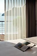 Halong Capella Cruise - Member of Lyra Cruise Collection