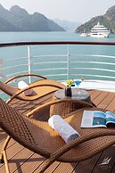 Halong Capella Cruise - Member of Lyra Cruise Collection