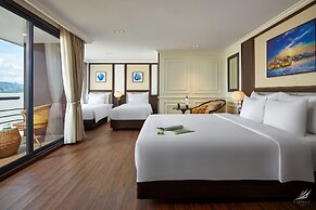 Halong Capella Cruise - Member of Lyra Cruise Collection