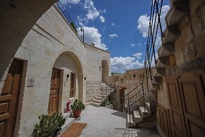 Sinasos Evleri