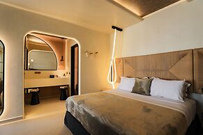 Brilliance of Mykonos