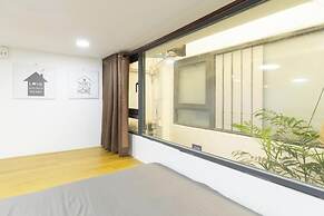 Language Exchange Hotel 3