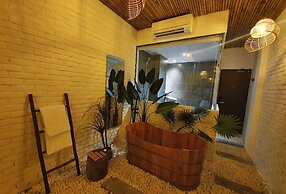 Language Exchange Hotel 3