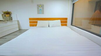 Language Exchange Hotel 3