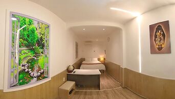 Language Exchange Hotel 3