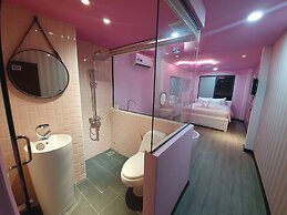 Language Exchange Hotel 3