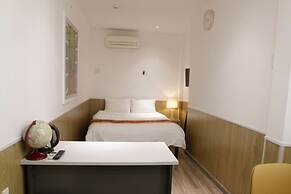 Language Exchange Hotel 3