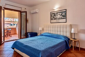 Residence con piscina a 300 mt dal mare