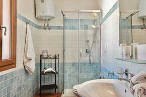 Residence con piscina a 300 mt dal mare