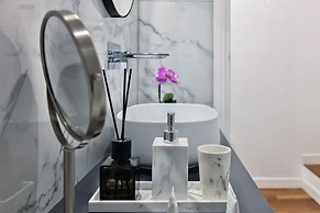 Fellini Design Suites