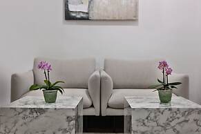 Fellini Design Suites