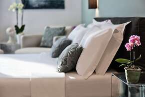 Fellini Design Suites