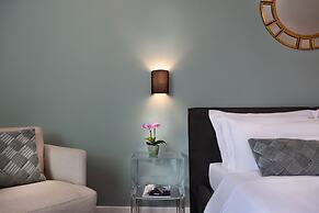 Fellini Design Suites